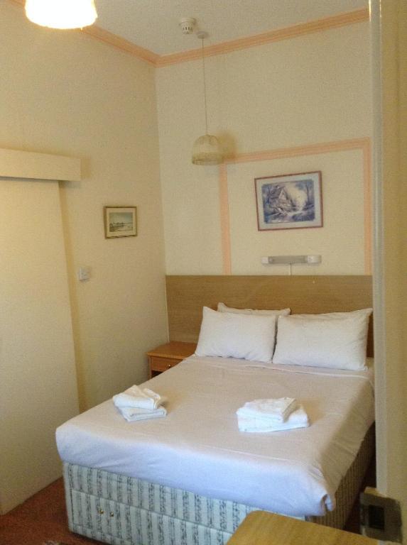 Hotel Capital Борнмът Екстериор снимка