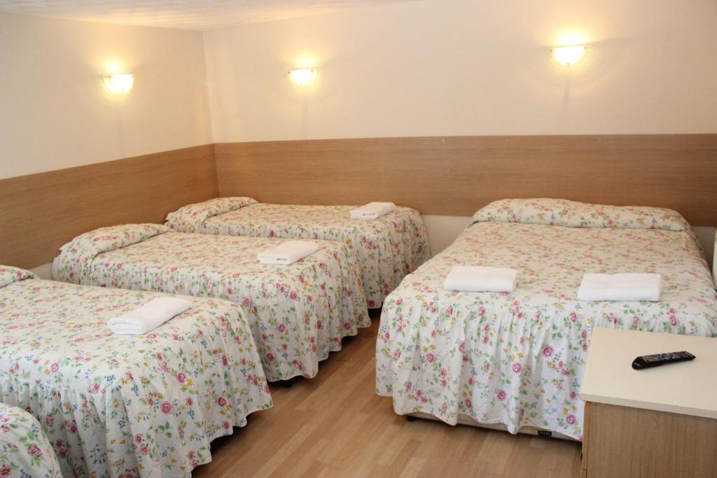 Hotel Capital Борнмът Стая снимка