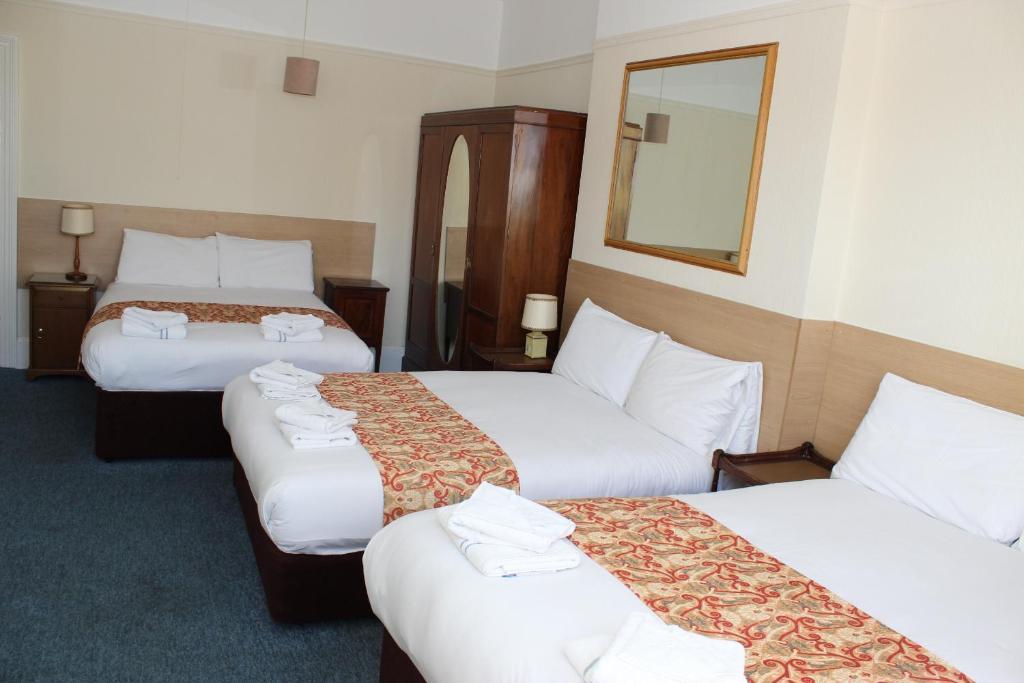 Hotel Capital Борнмът Стая снимка